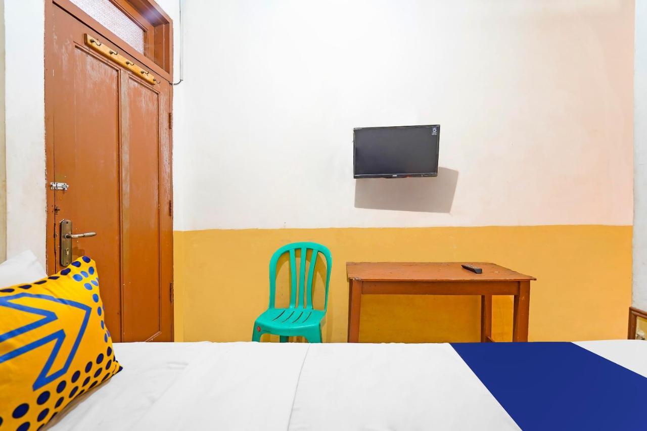 Spot On 91444 Hotel Arimbi Bandung Exterior photo