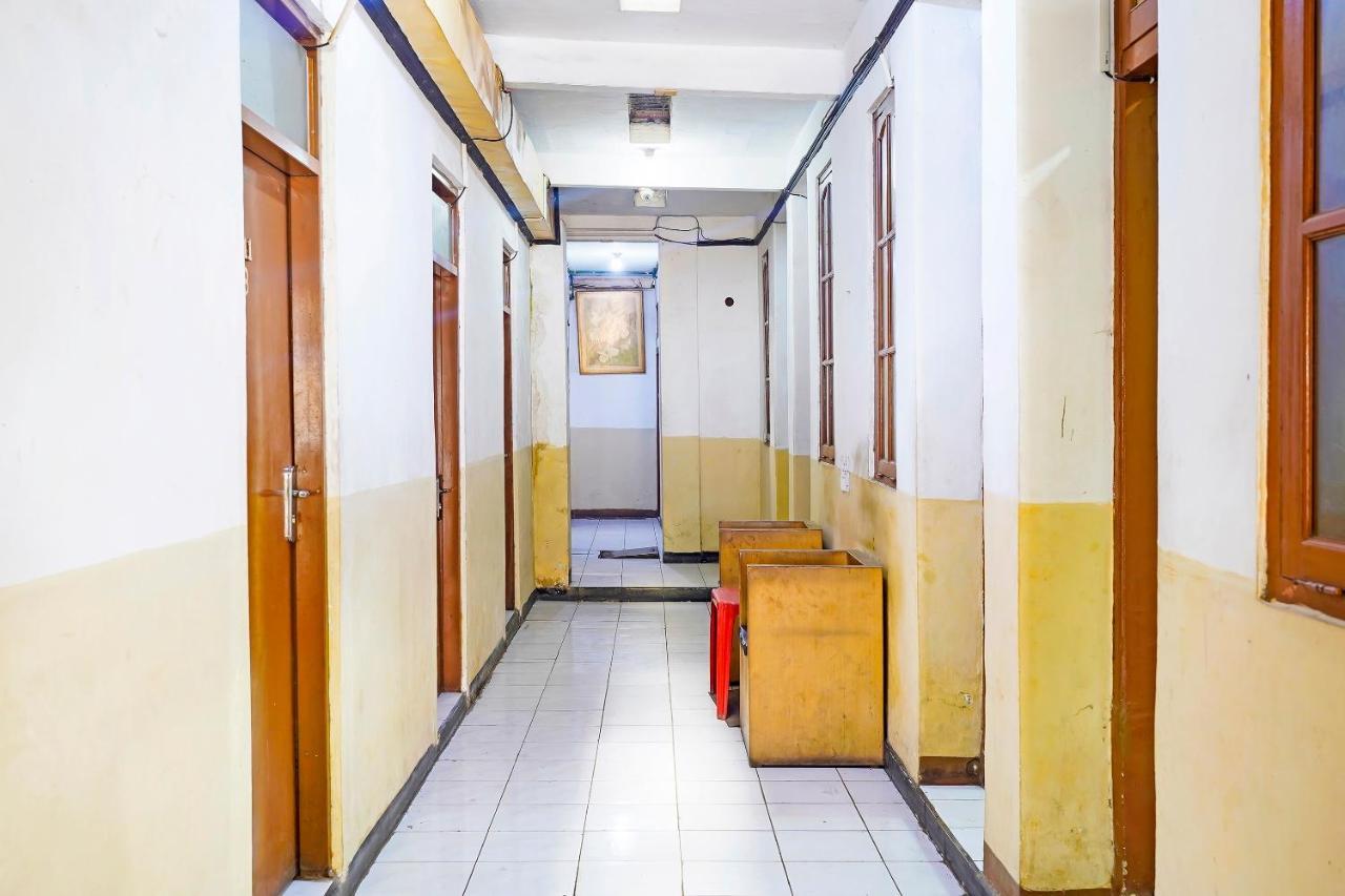 Spot On 91444 Hotel Arimbi Bandung Exterior photo